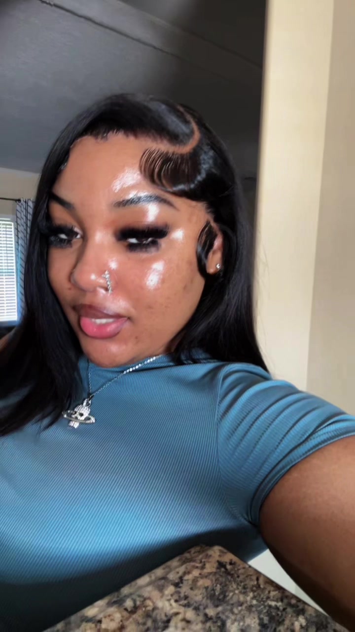 @Zoeyy🥀✨