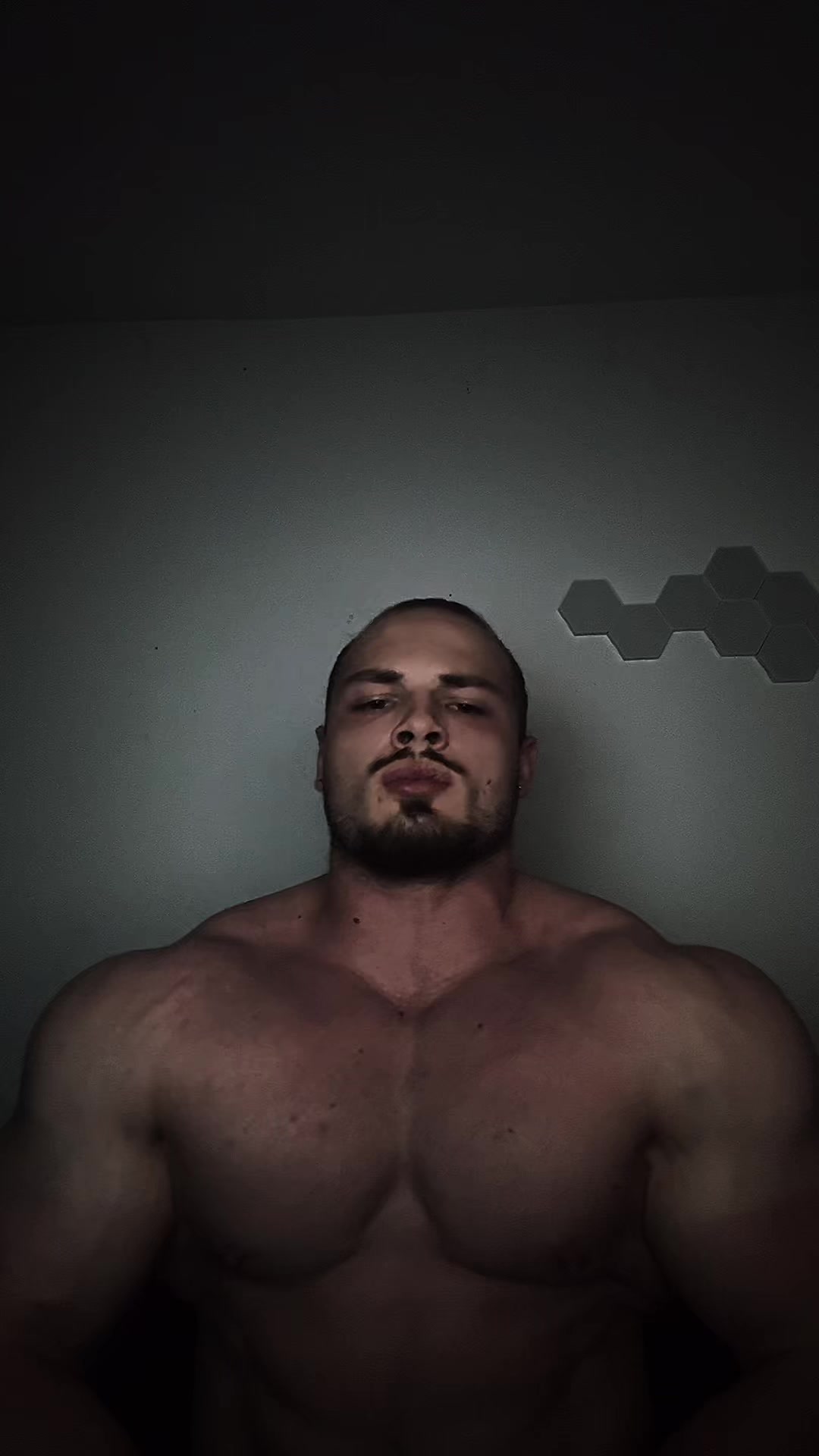 @anabolicgorilla
