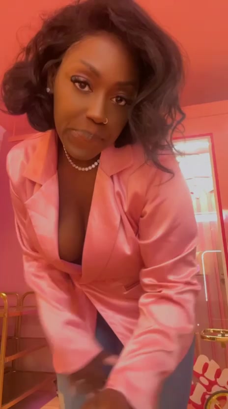 @FEMME D’ÉLITE 👑