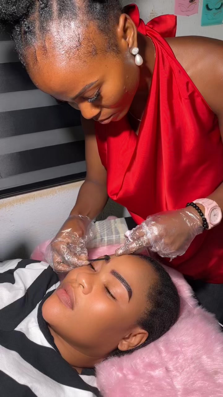 @HAIR STYLIST IN LASU