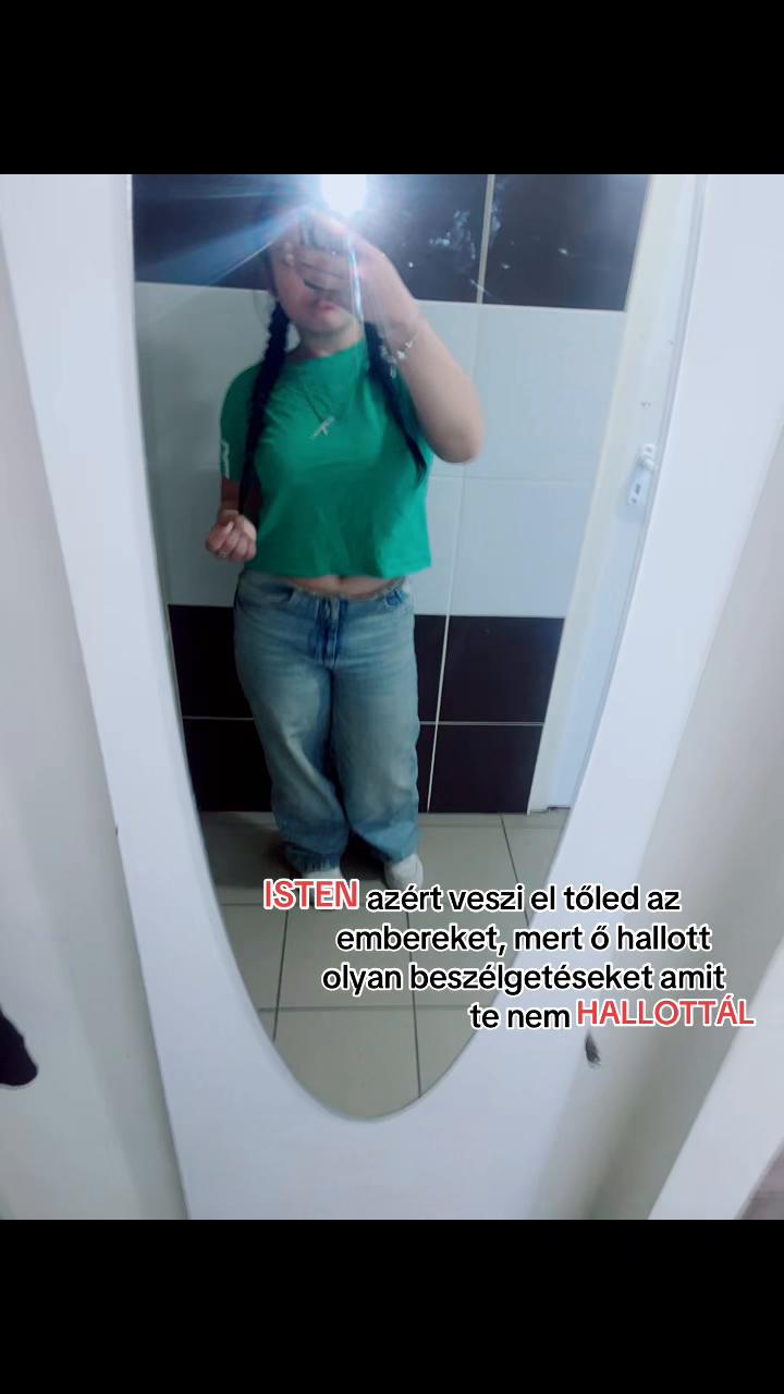 @/\