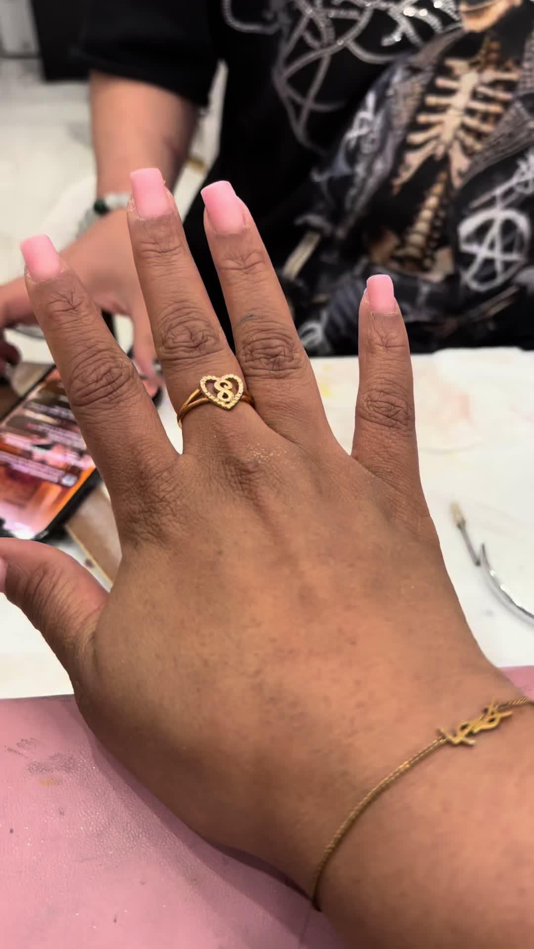 @imjanae21
