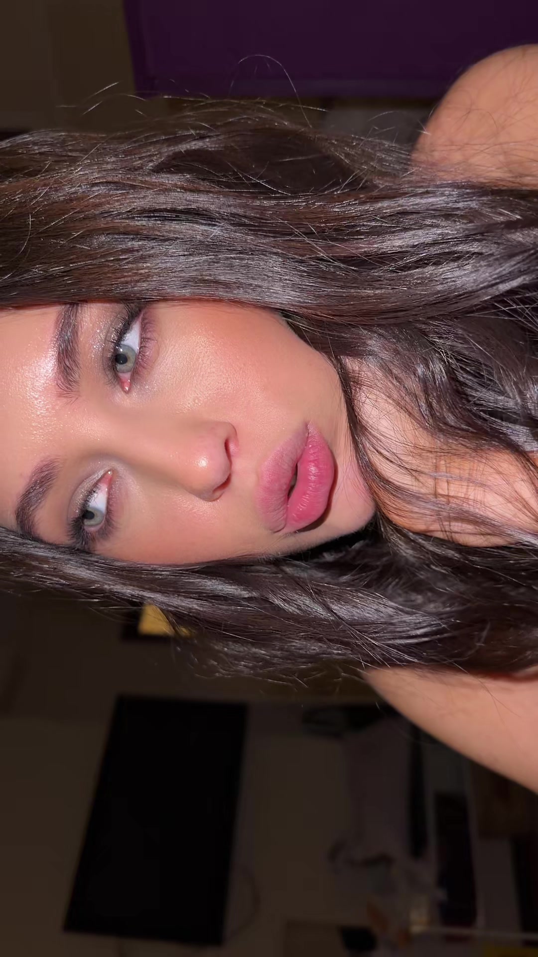 @Milania