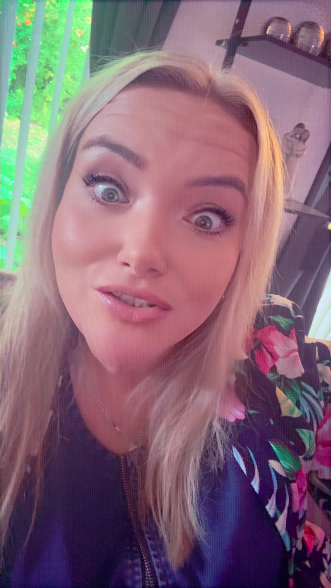 @MissxJules