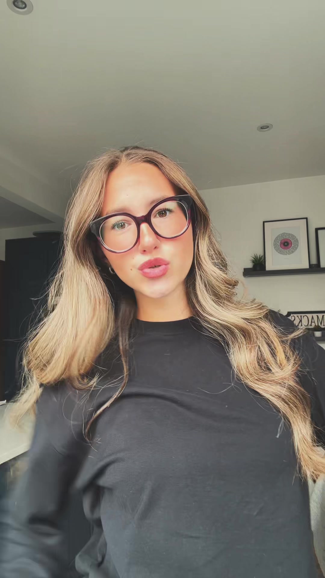 @𝐩𝐡𝐞𝐞𝐛𝐬 ❦