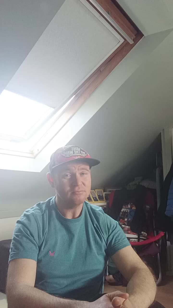 @Tom Roberts ✝️💪🕺🤙😃