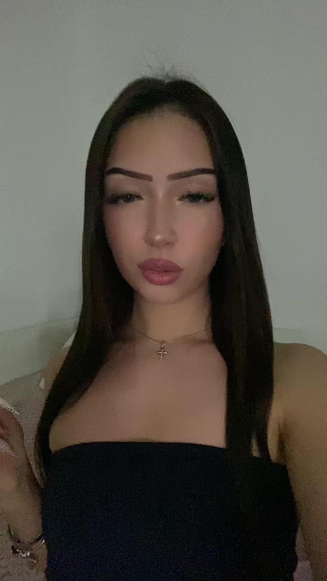 @👸🏼