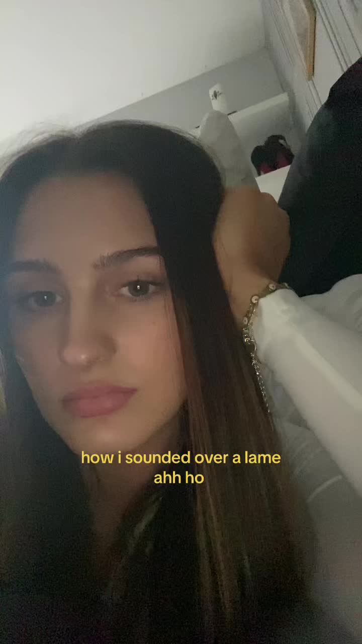 @🦦