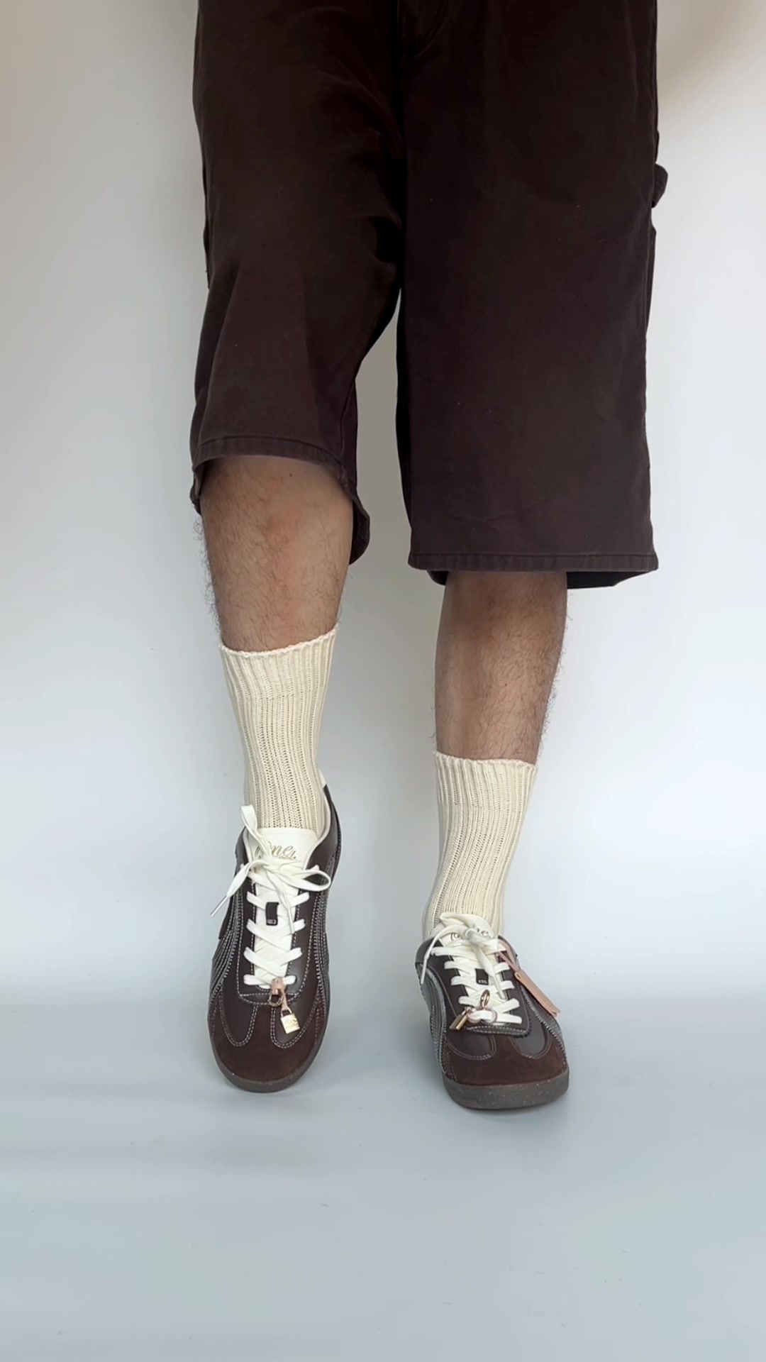 @Sneaker Lover