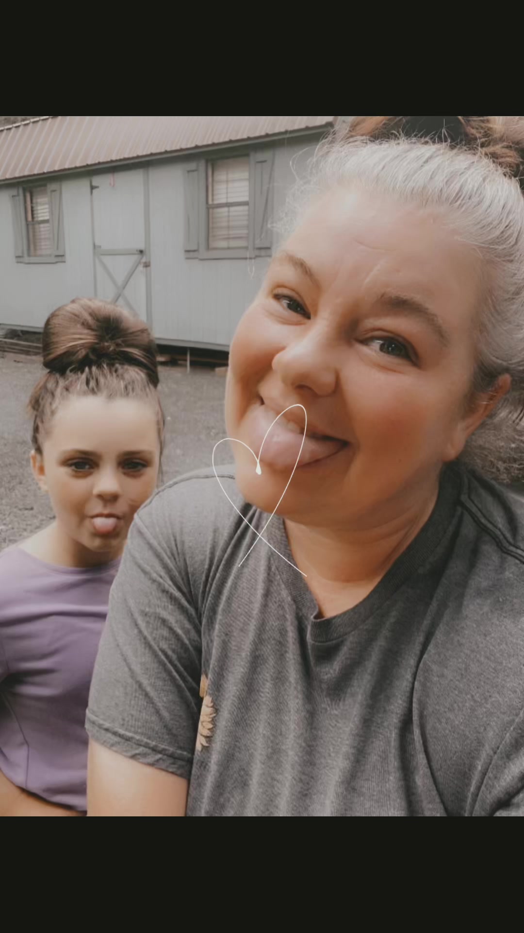@Aashdawn