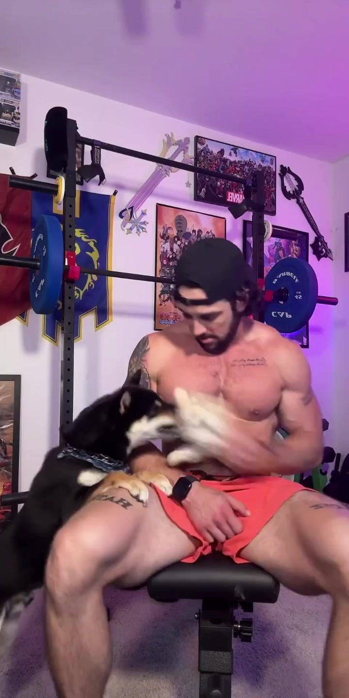 @Brotero