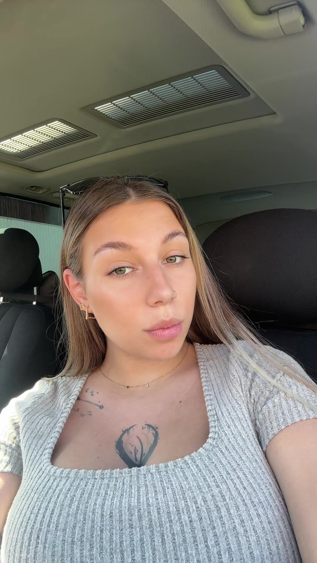 @eli_moravec