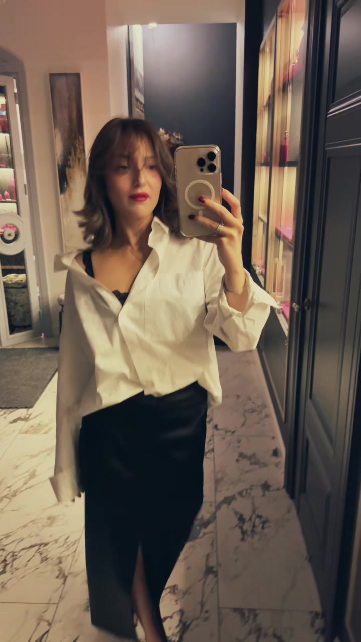 @лиза