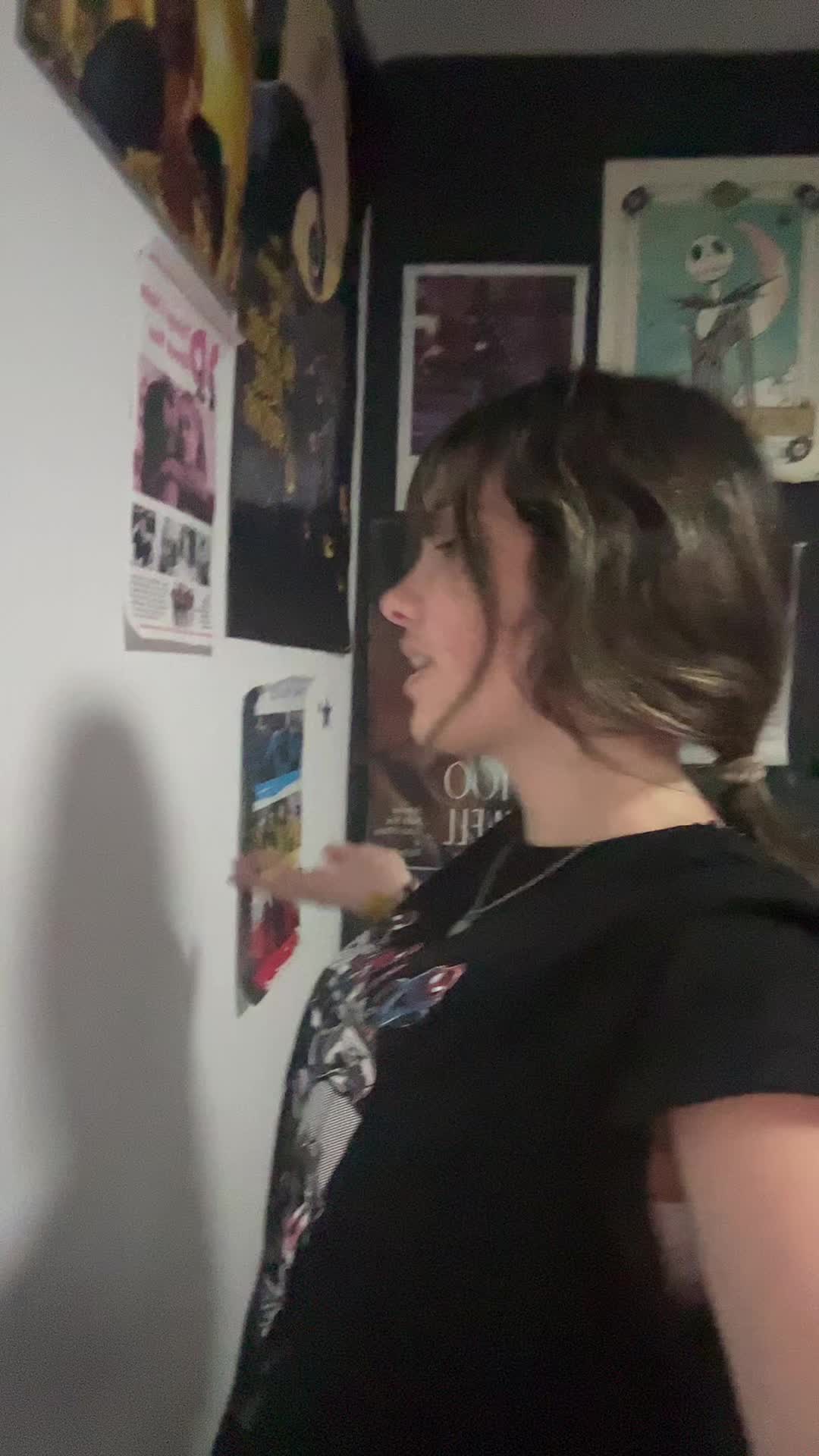 @Ele<3