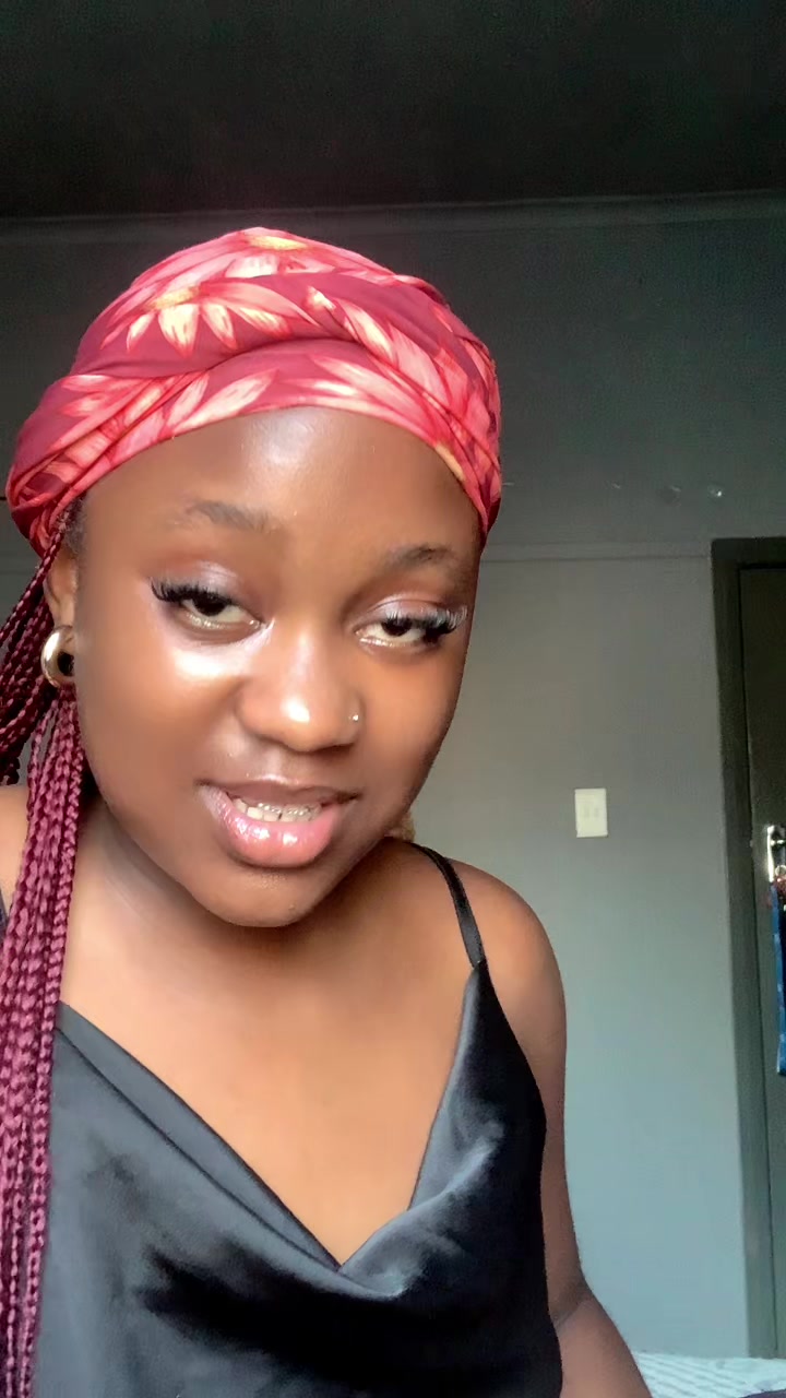 @Gugu Khumalo🍒