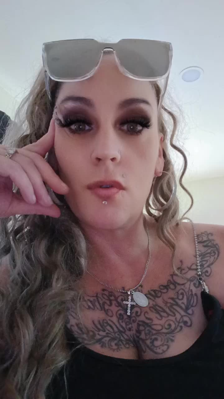 @@thatnewbitchh