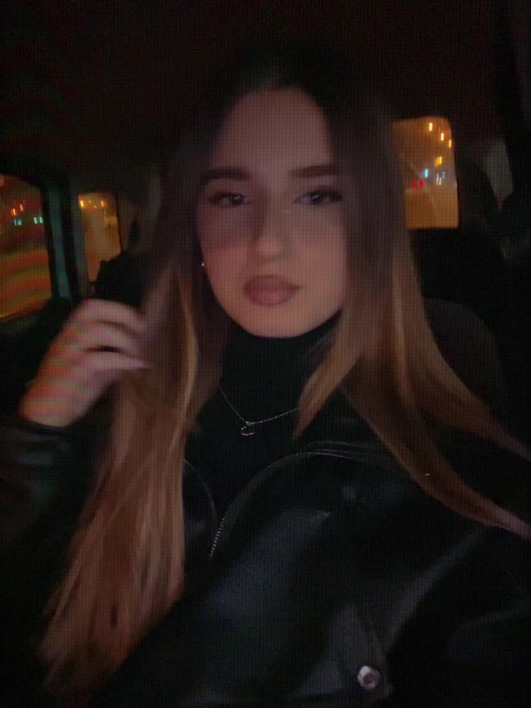 @💫