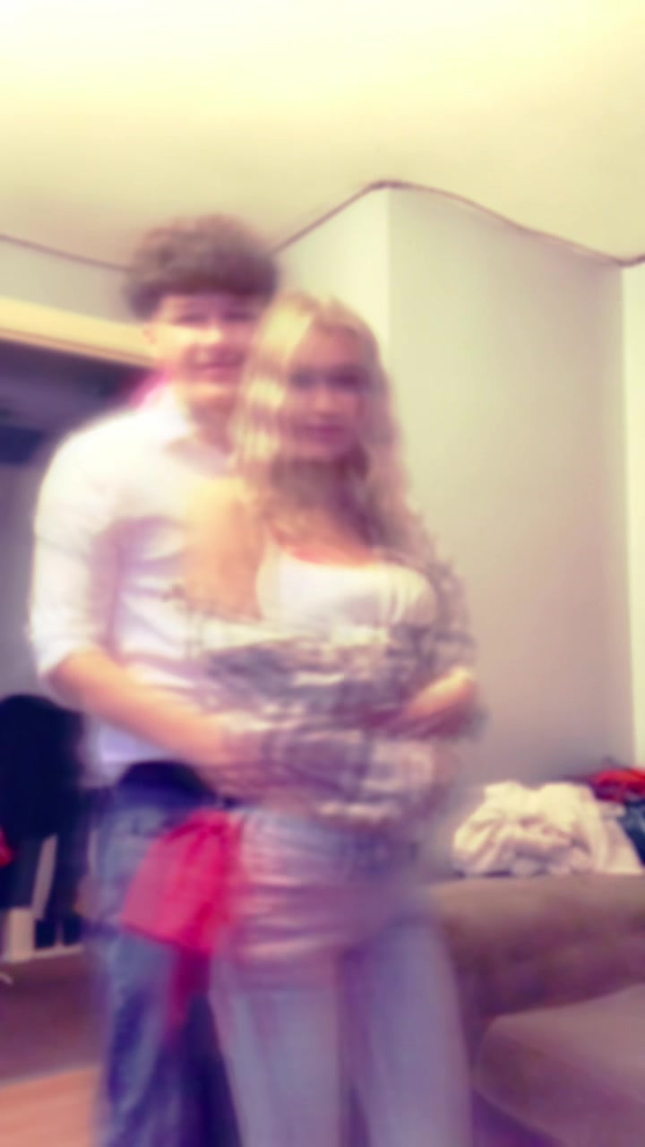 @𝒾𝓏𝓏𝓎🤍