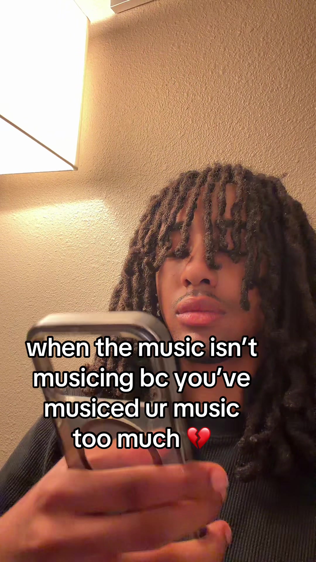 @Ł