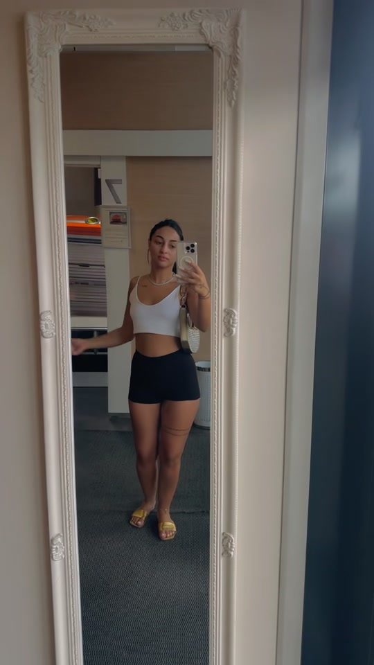 @🍒Adina🍓