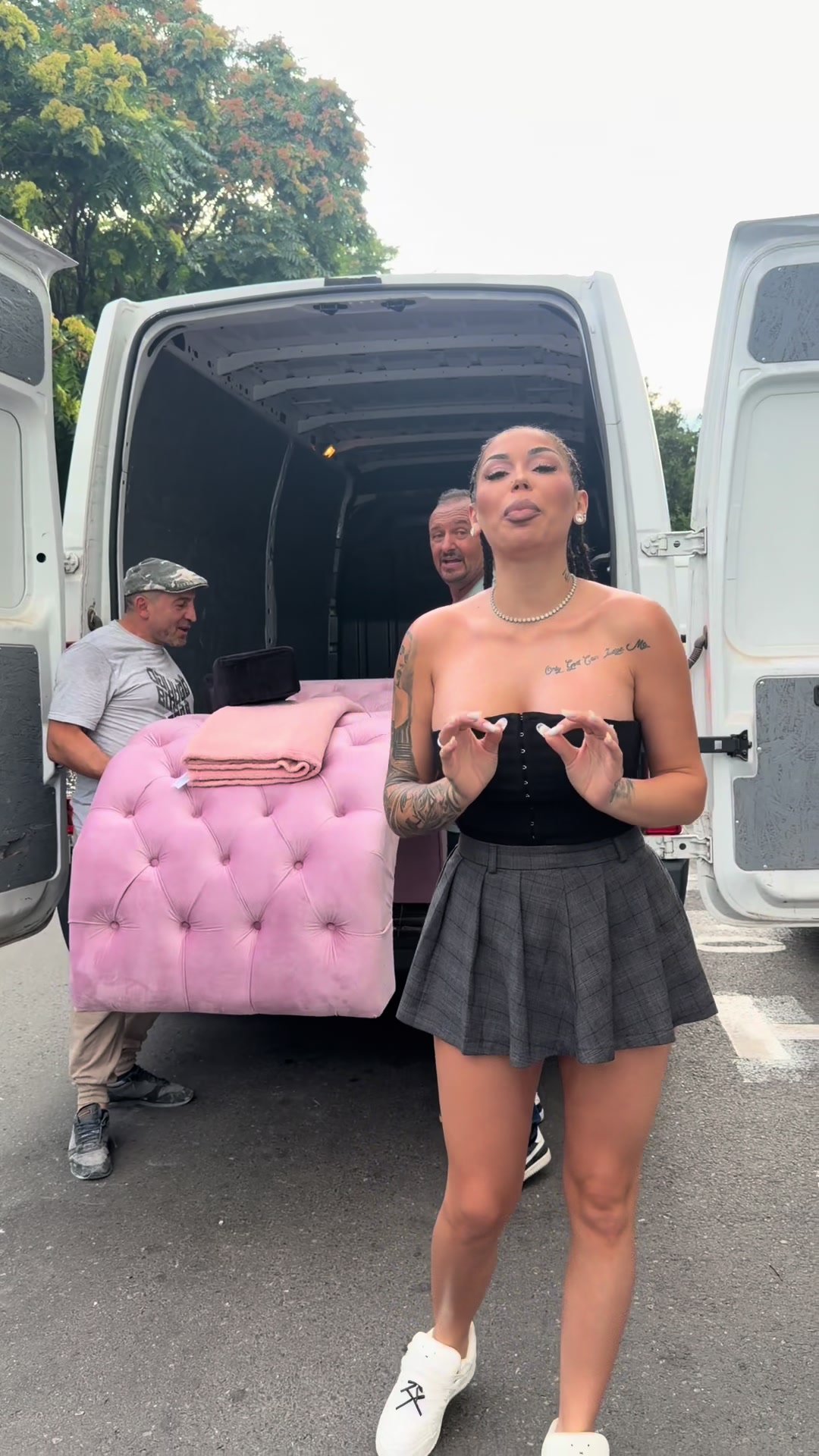 @Alexandra-Alisorii