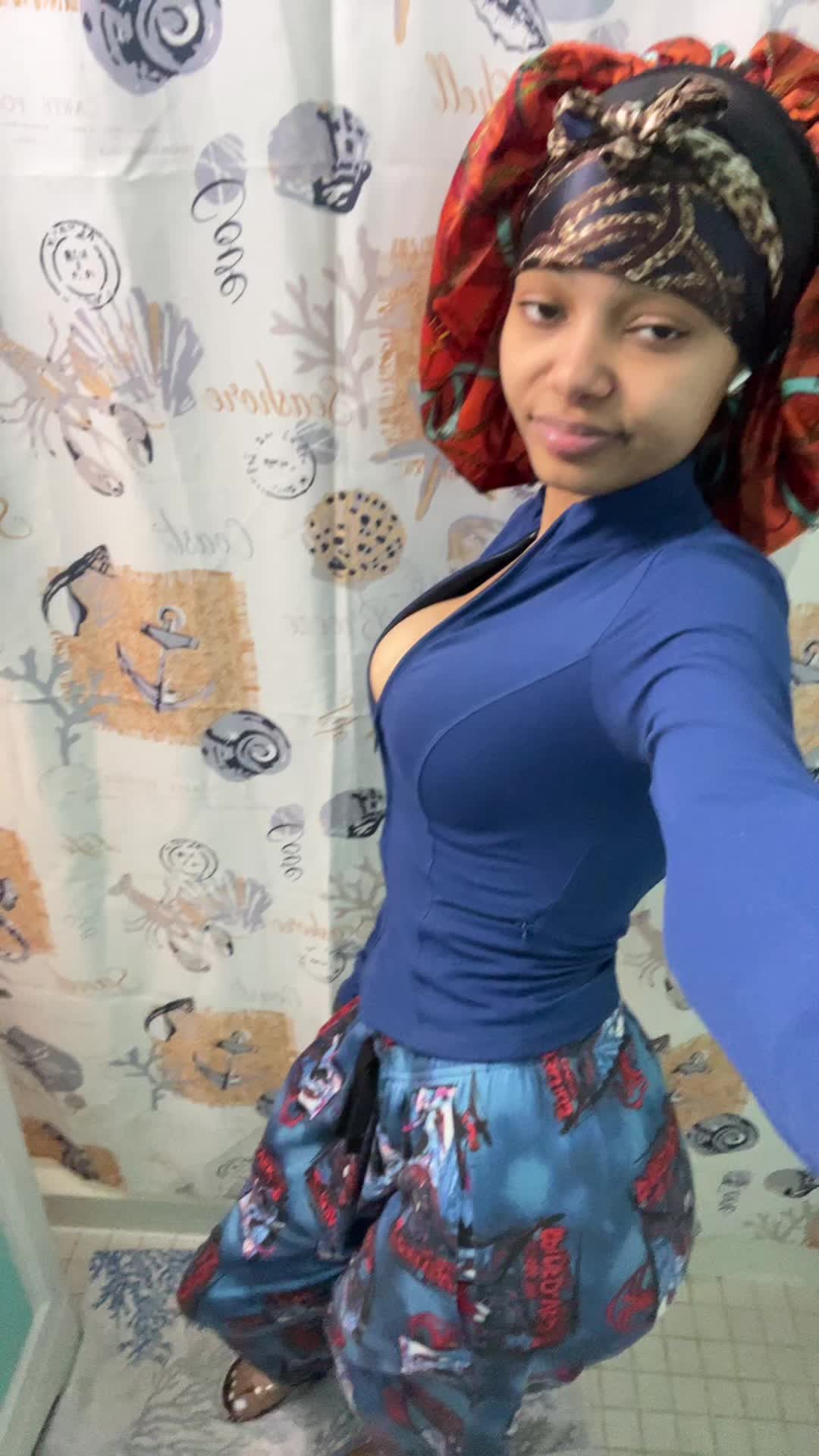 @️
