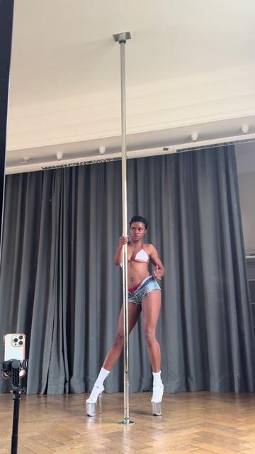 @Tadpole|Pole Fairy 🧚🏾♀️