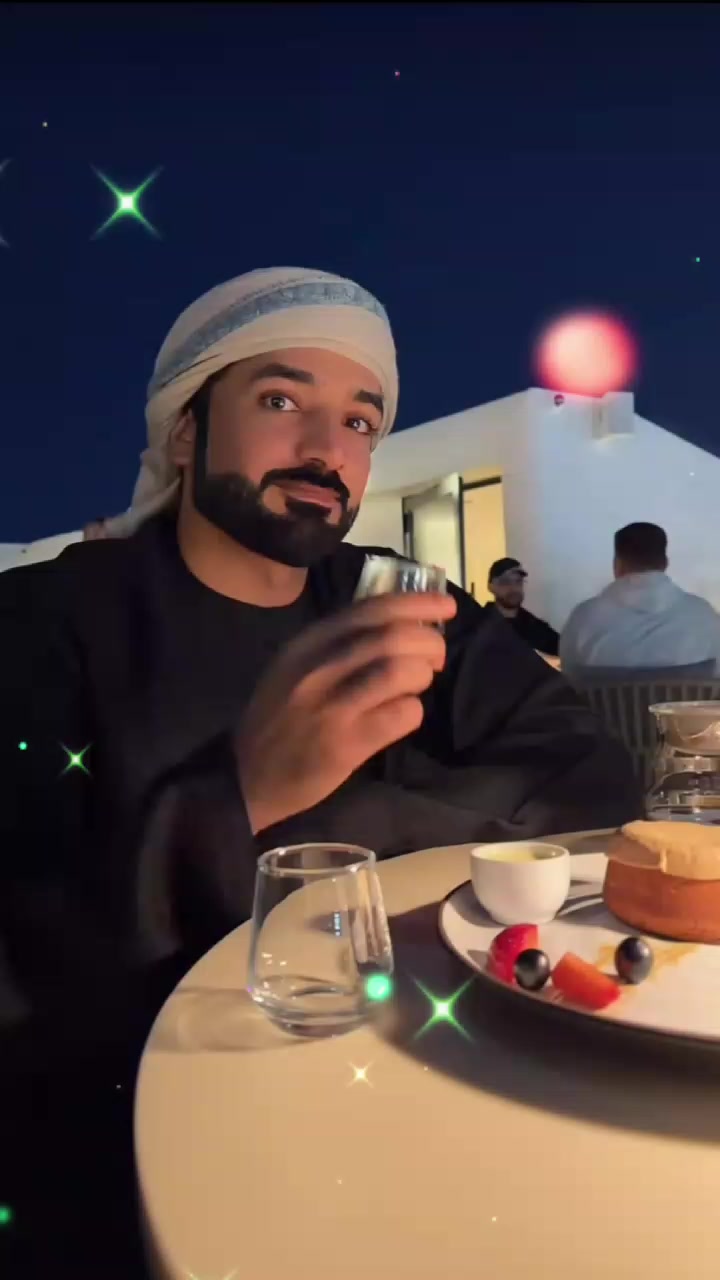 @Fátima F🇦🇪🌞👳🧕