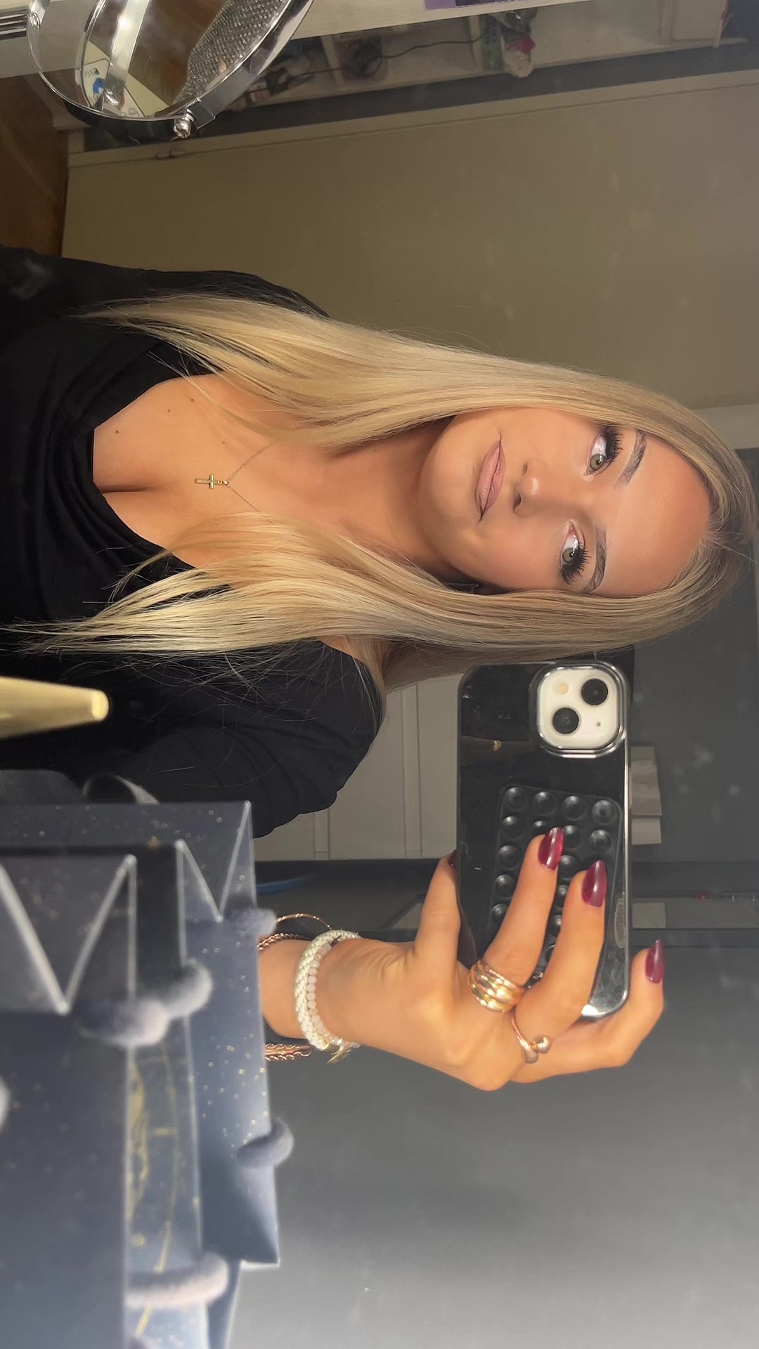 @𝔸𝕟𝕟𝕒