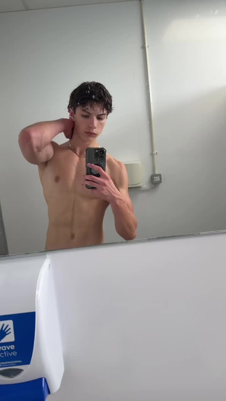 @itzxav🇵🇱