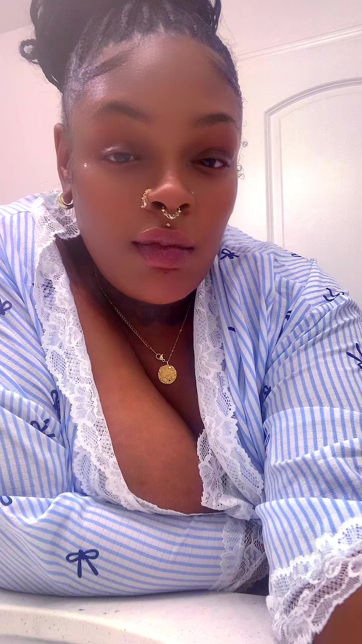 @Lexy Rose 🌹
