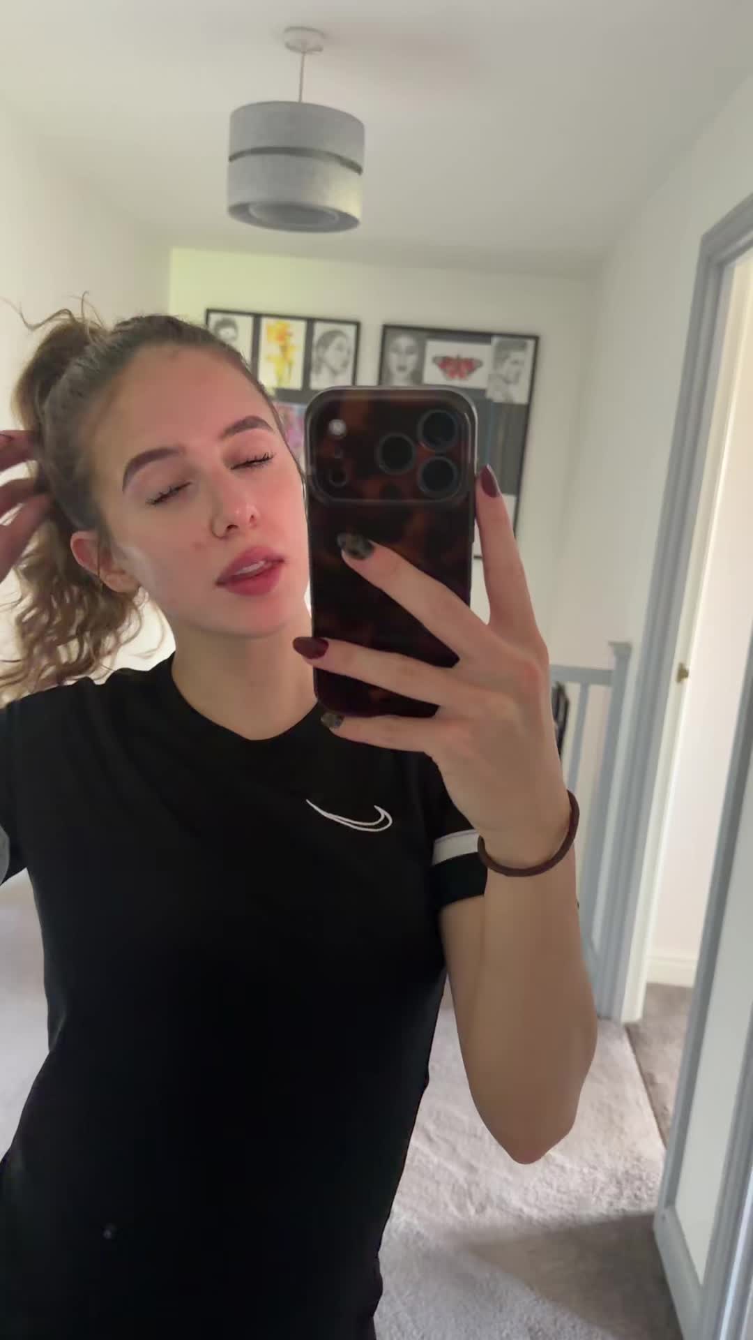 @Liv