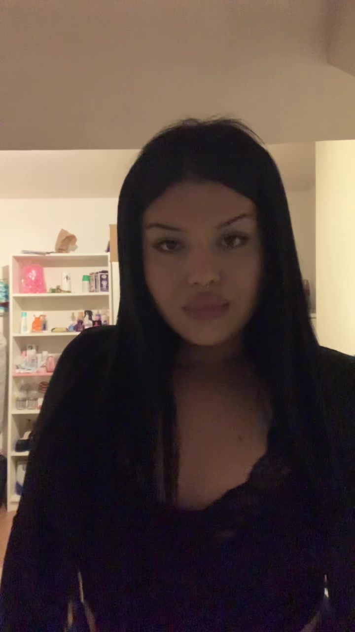 @Bratzzianaxoxo