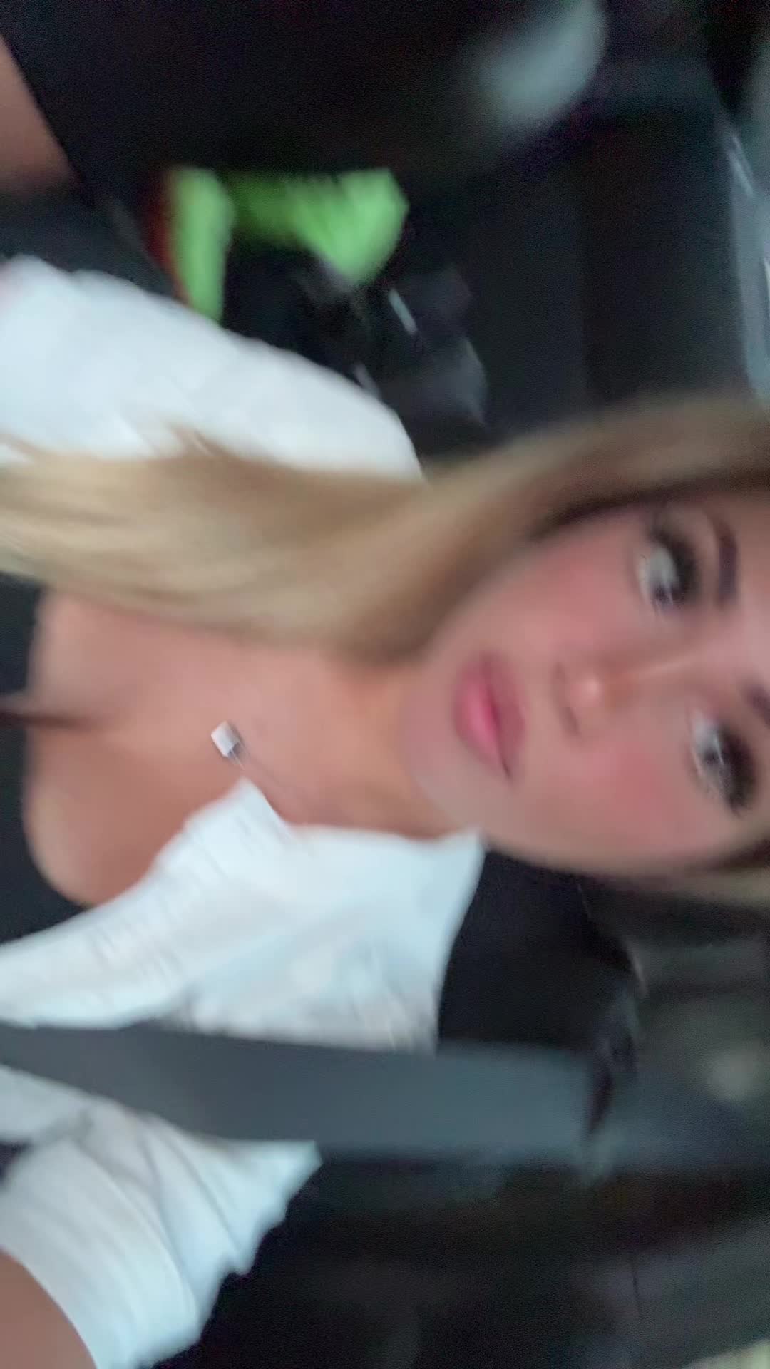 @Giulia Brentan • Ti segue
