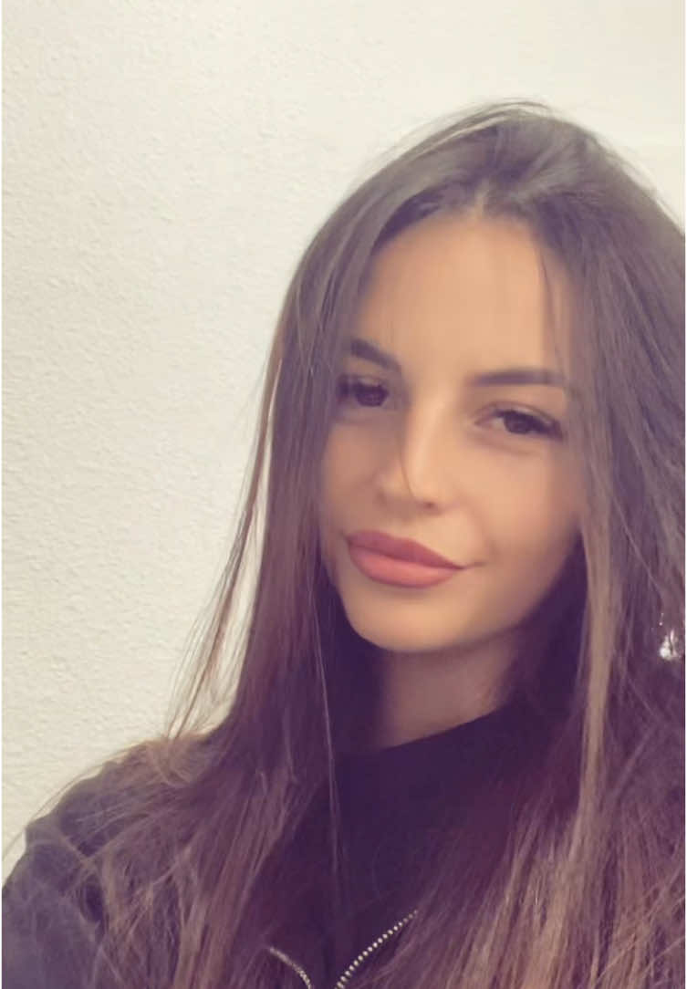 @MartinaCriconia