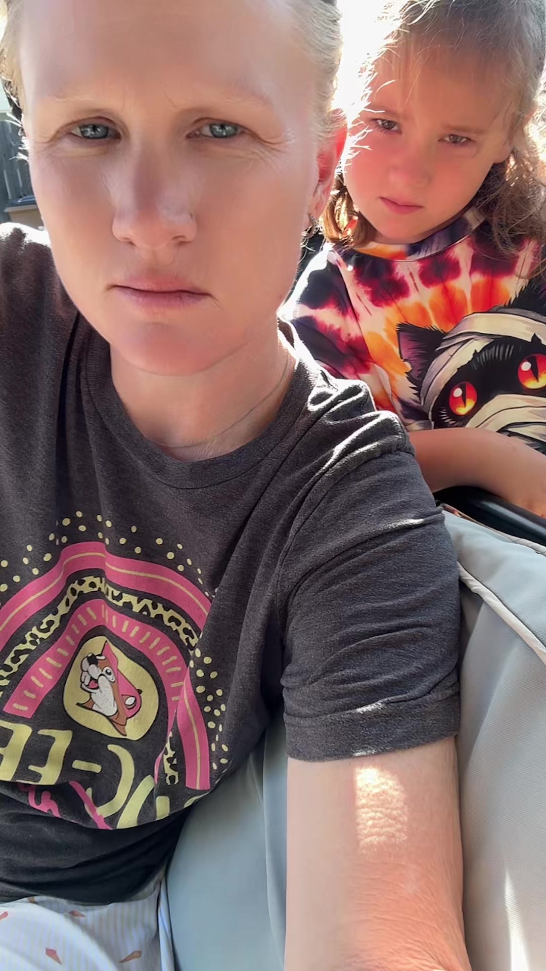 @Kris10LC_
