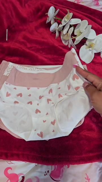 @Julieta ๐๐ฌ๐น