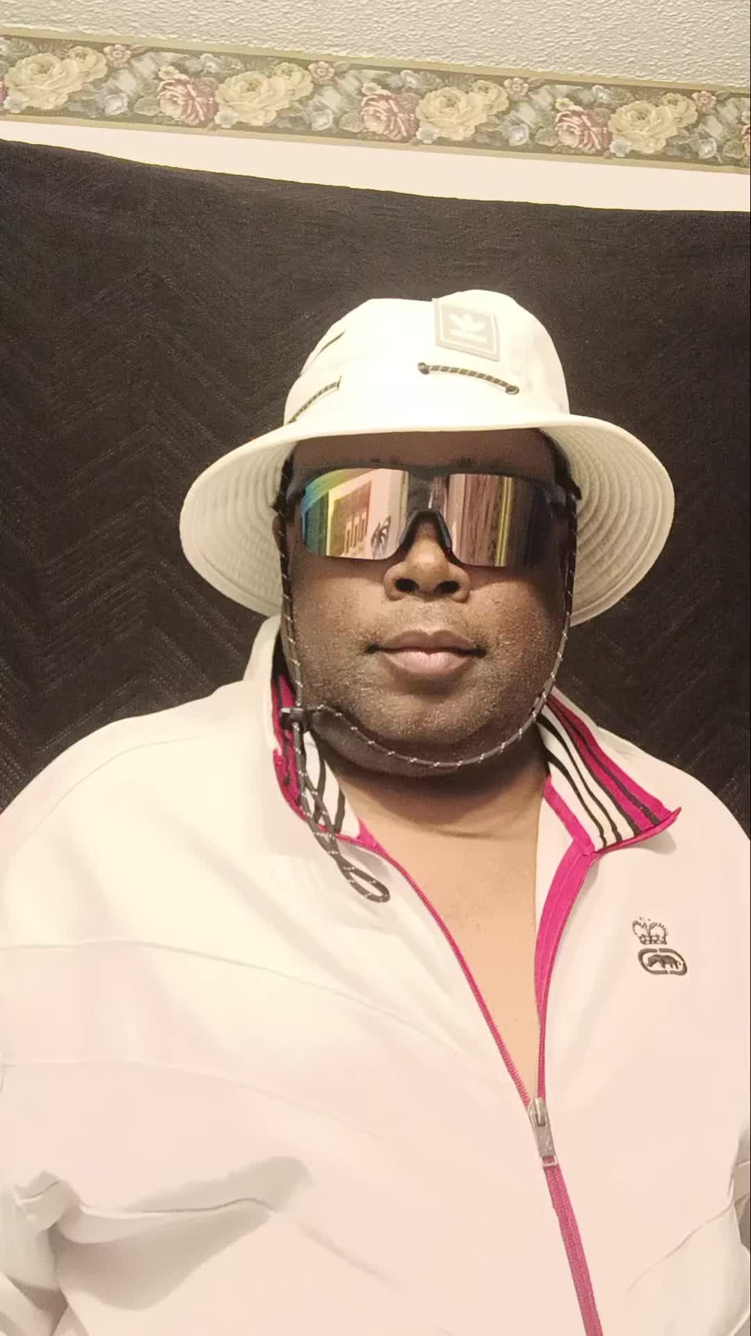 @Buck Buck Show