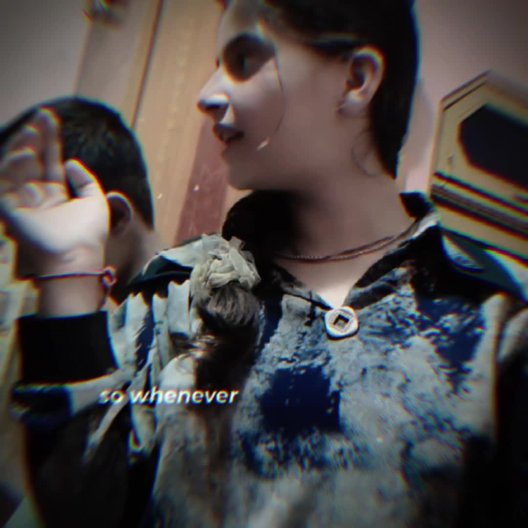 @Yasmeen🍒