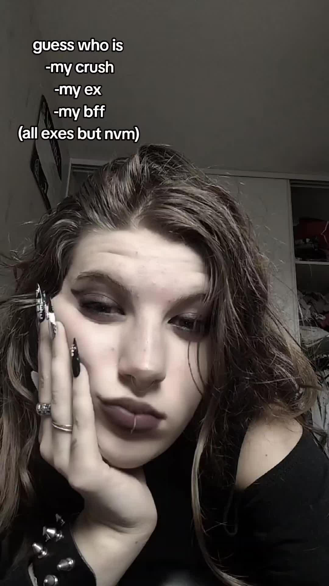 @°\^•~👠oR🎶@~•^/°