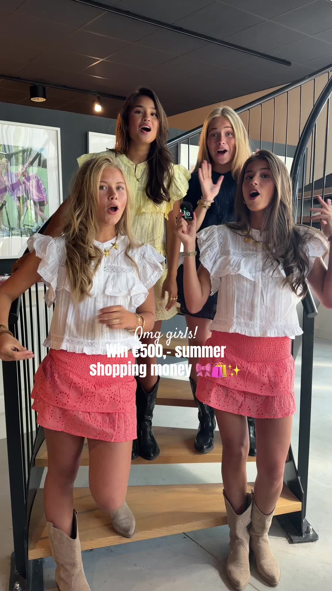 @Fashionomi