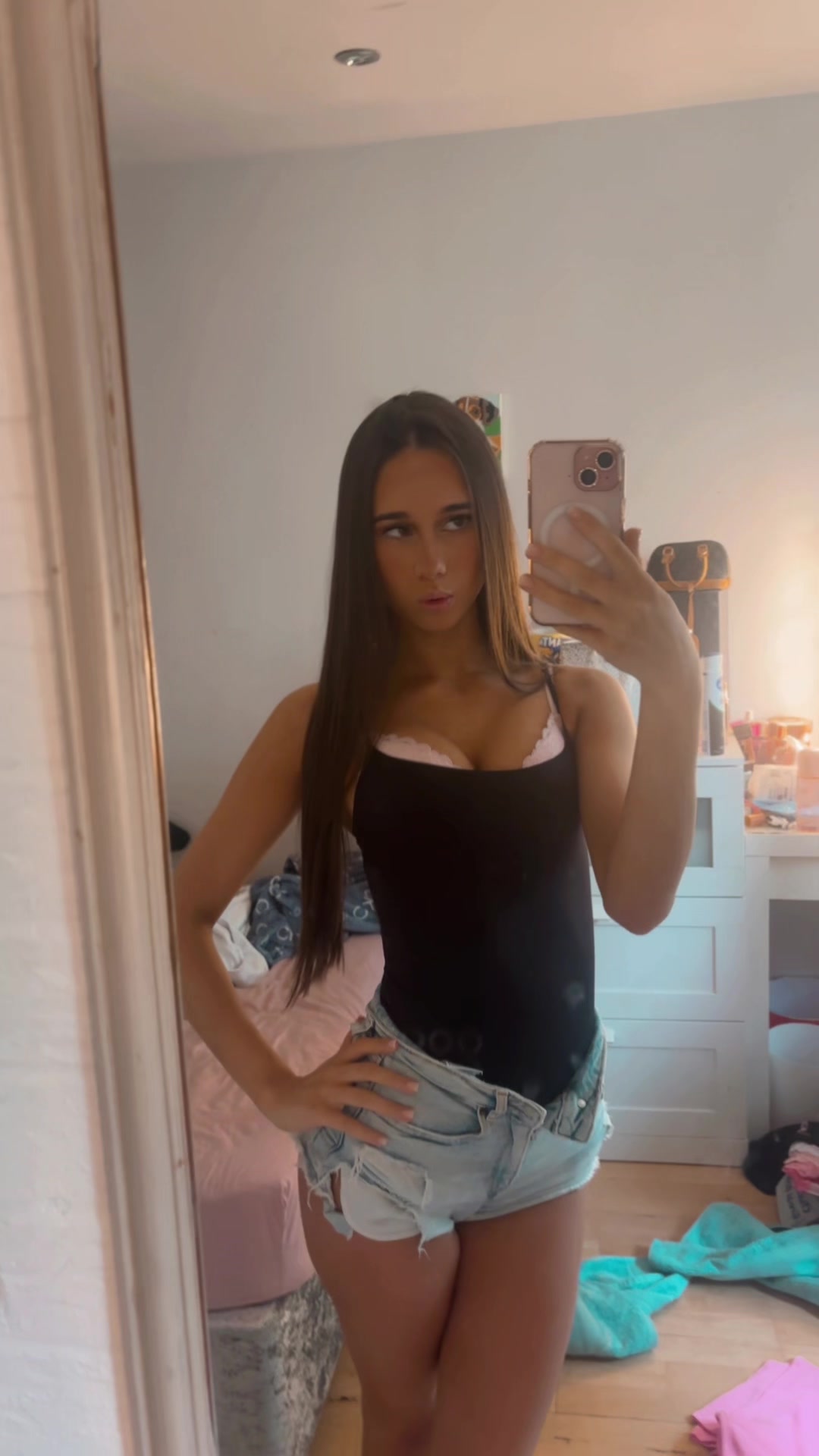 @charxsecretxo