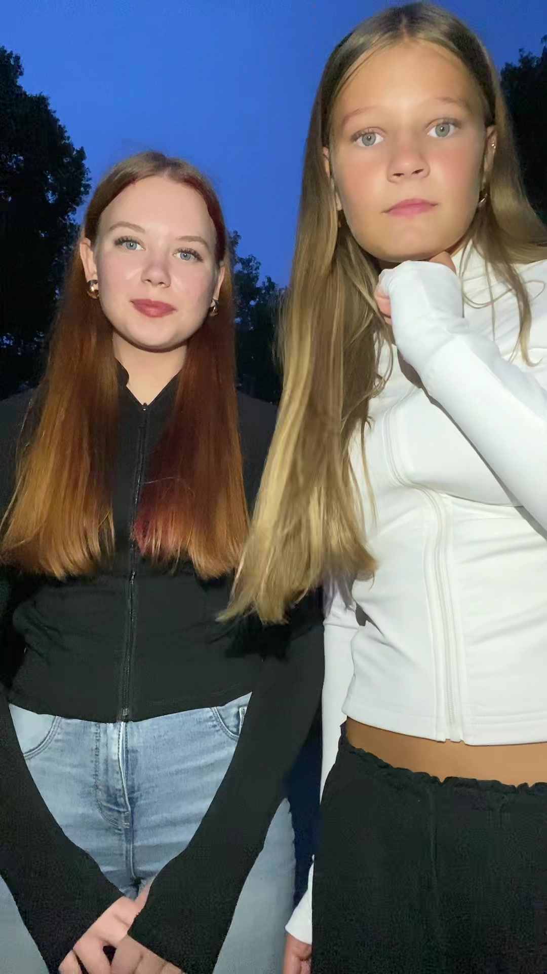 @Lara&Mila