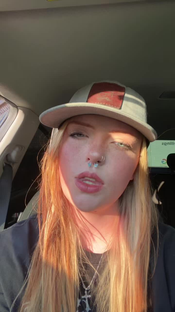 @🌸𝓡𝓪𝓿𝓮𝓷🌸