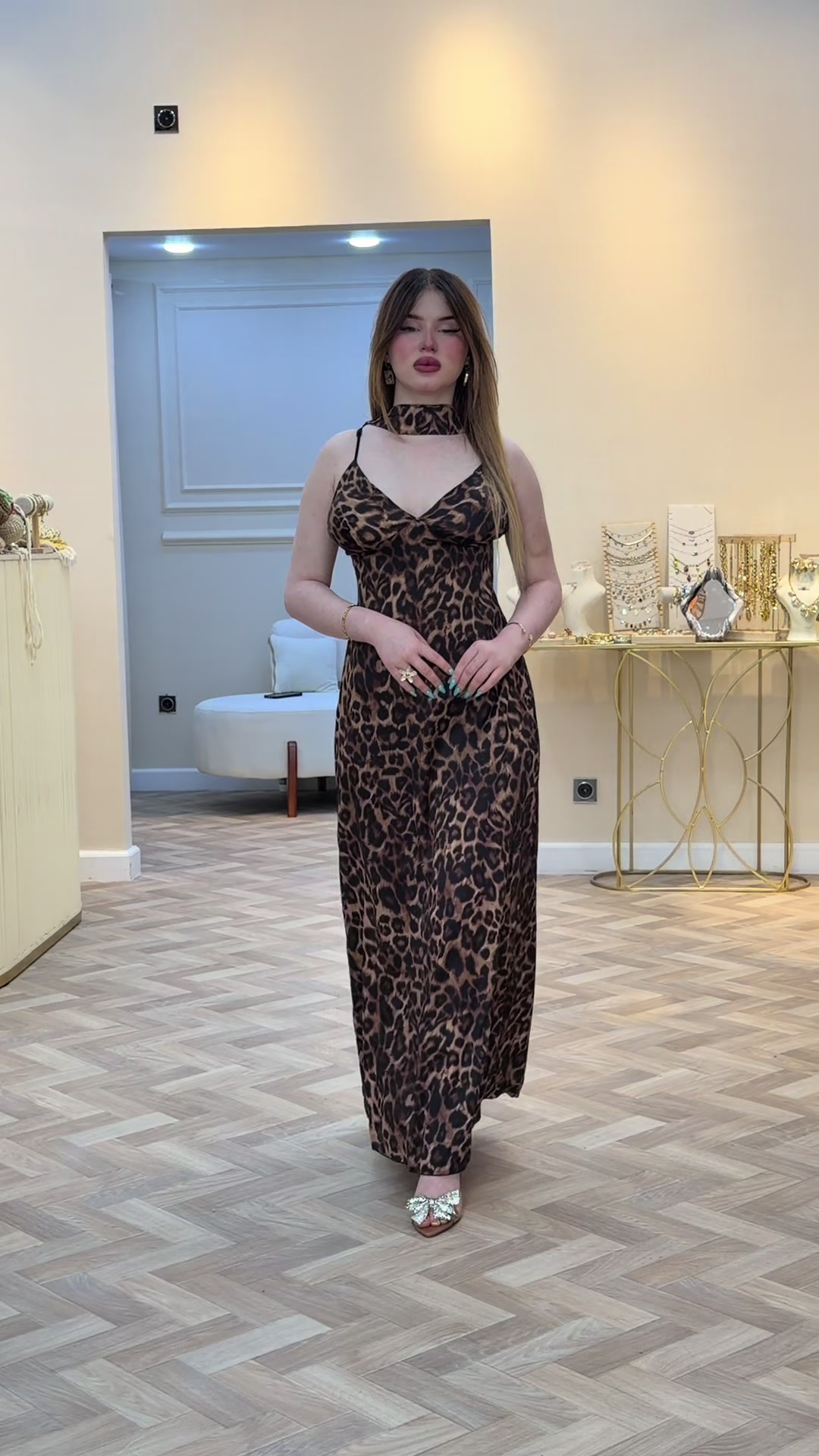 @Ladies by Nada