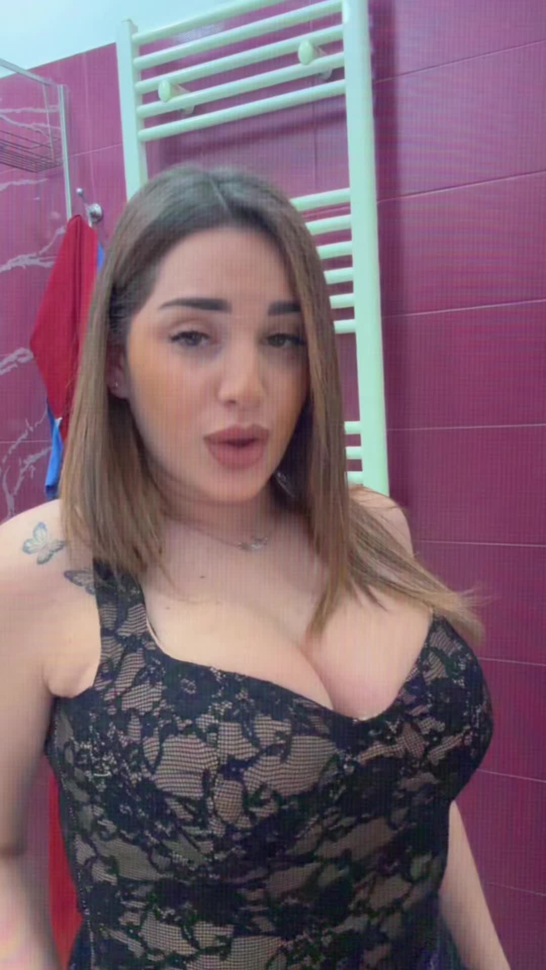 @𝐸𝓂𝓎
