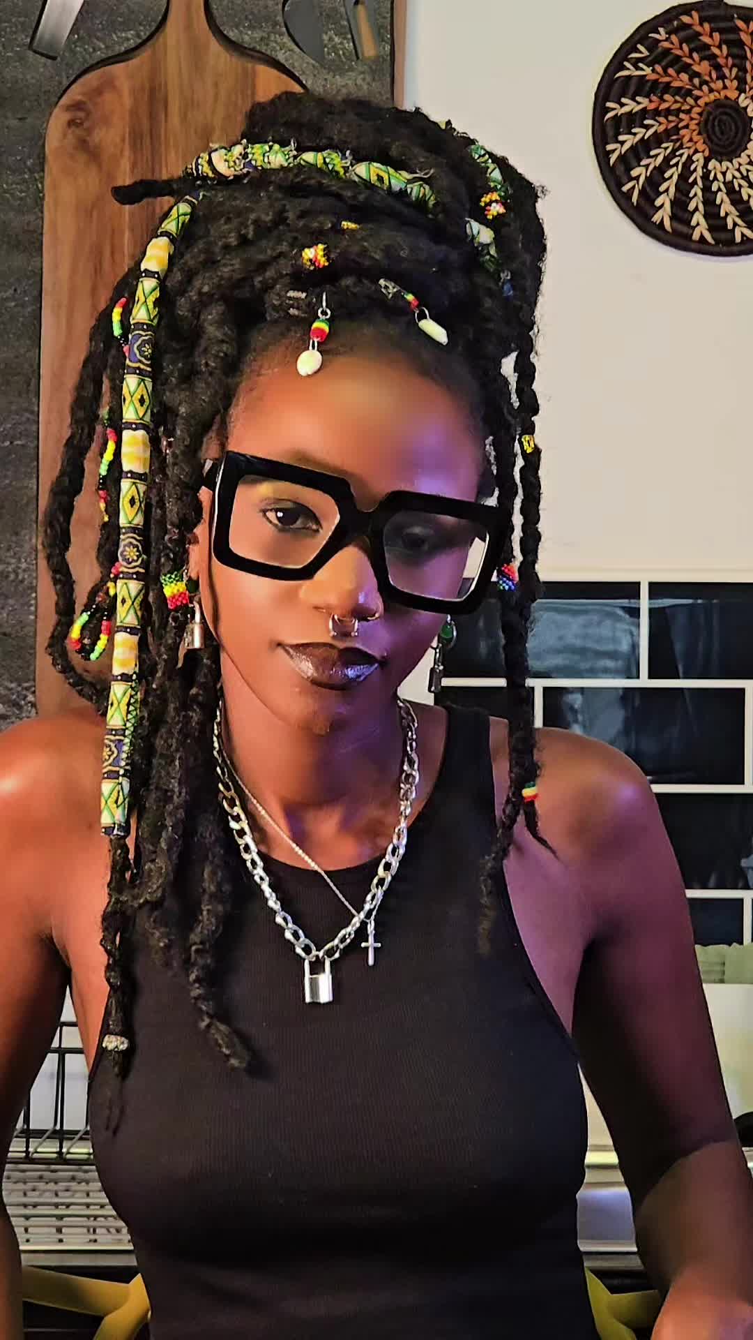@Rhoda k🇺🇬