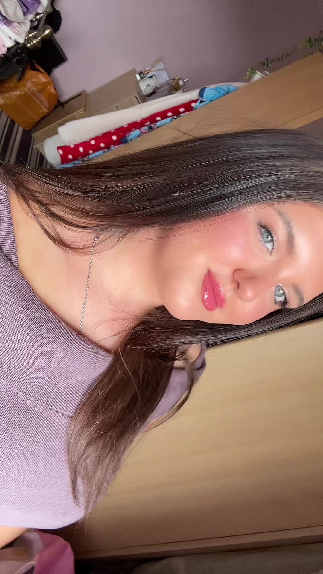 @JOLIE ELAINE🌺💜