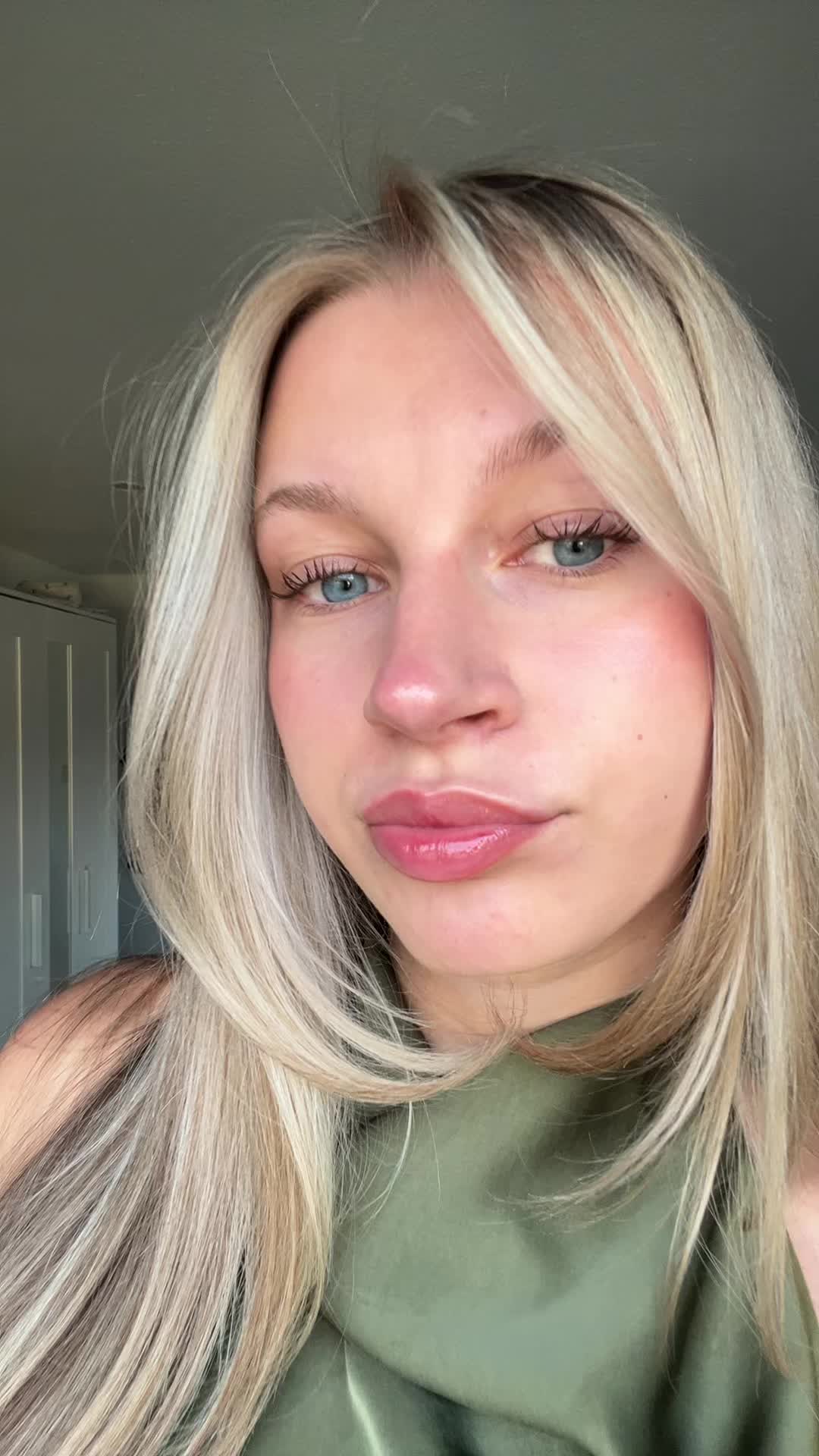 @𝐞𝐦𝐦𝐚