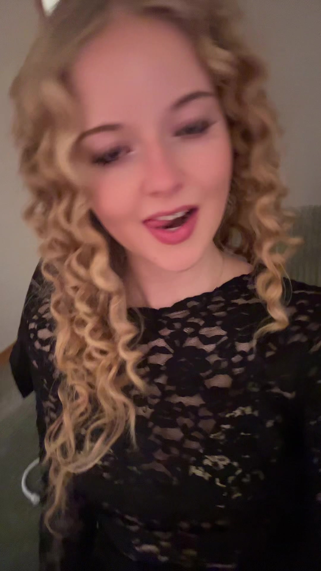 @YourDreamWife